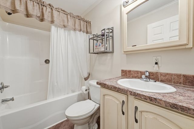11 Carol Circle, Westfield, MA 01085