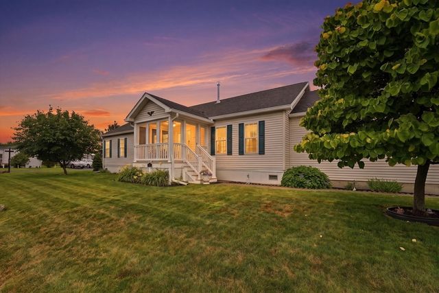 11 Carol Circle, Westfield, MA 01085