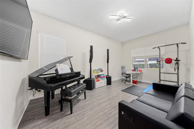 8024 LEAF GROVE CIRCLE CIRCLE, Orlando, FL 32836