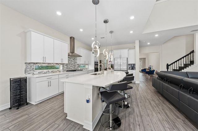 8024 LEAF GROVE CIRCLE CIRCLE, Orlando, FL 32836