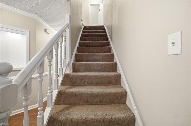 1306 Hillock XING, Virginia Beach, VA 23455