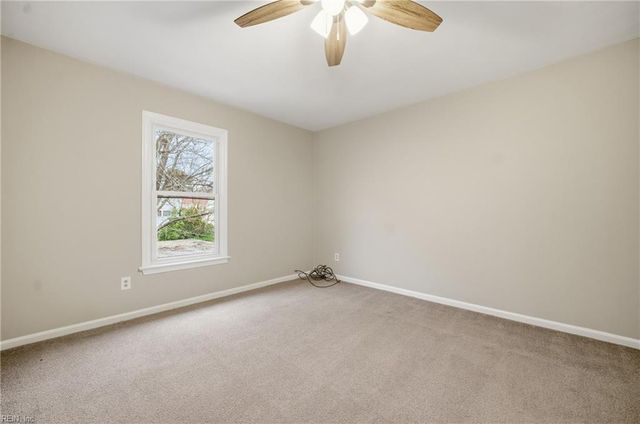 1306 Hillock XING, Virginia Beach, VA 23455