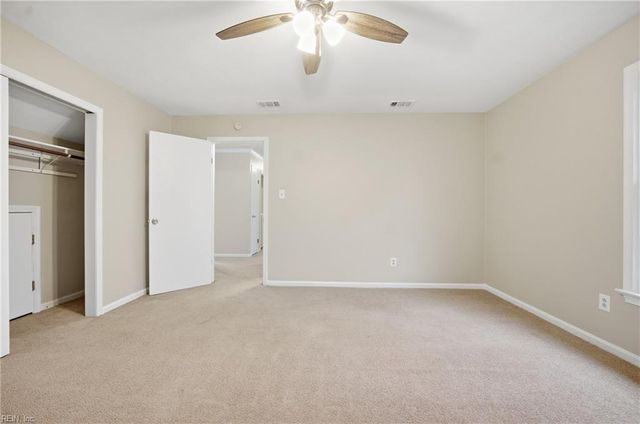 1306 Hillock XING, Virginia Beach, VA 23455