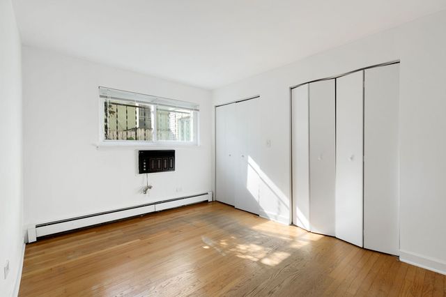 7070 N Ridge Boulevard 1A, Chicago, IL 60645