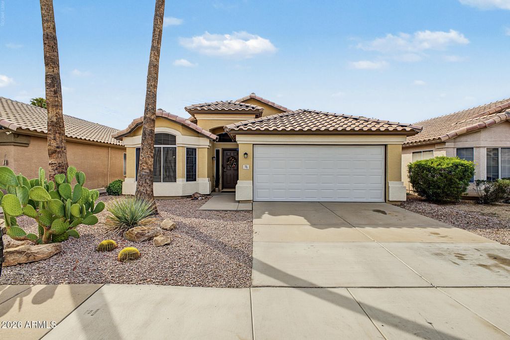 731 E PARK Avenue, Chandler, AZ 85225 — exterior
