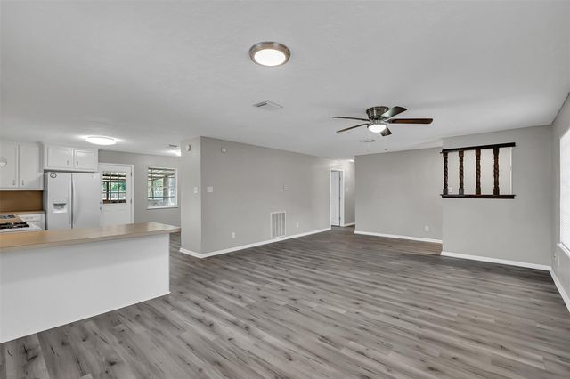 29806 Lazy Lane, Spring, TX 77386