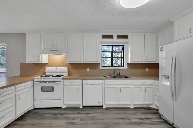 29806 Lazy Lane, Spring, TX 77386