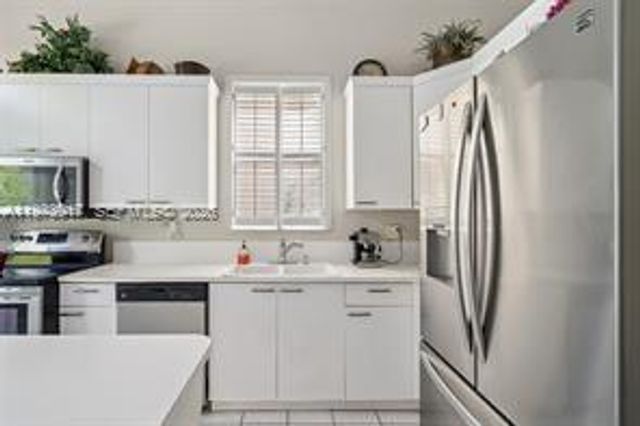 15857 NW 4th Ct, Pembroke Pines, FL 33028