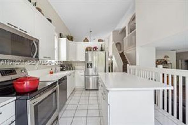 15857 NW 4th Ct, Pembroke Pines, FL 33028