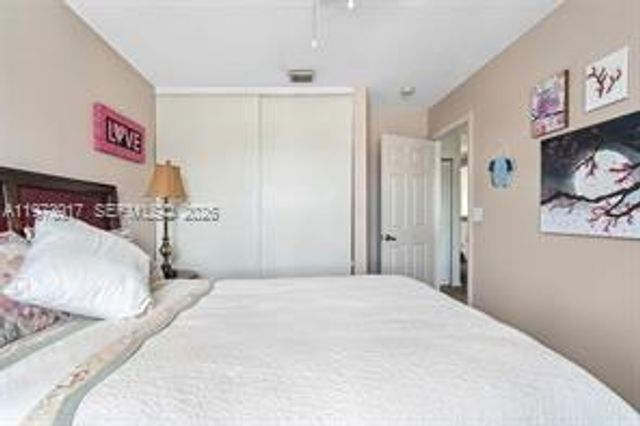 15857 NW 4th Ct, Pembroke Pines, FL 33028