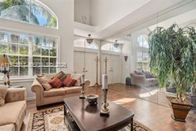 15857 NW 4th Ct, Pembroke Pines, FL 33028