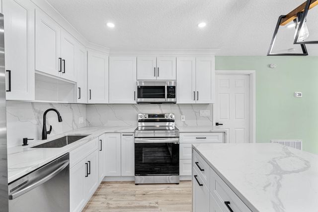 406 Laurel Street, Satellite Beach, FL 32937