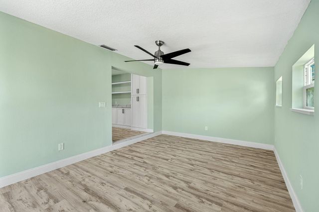 406 Laurel Street, Satellite Beach, FL 32937