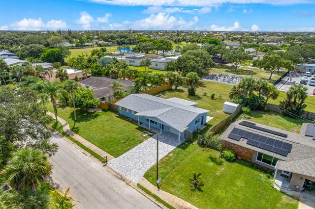 406 Laurel Street, Satellite Beach, FL 32937