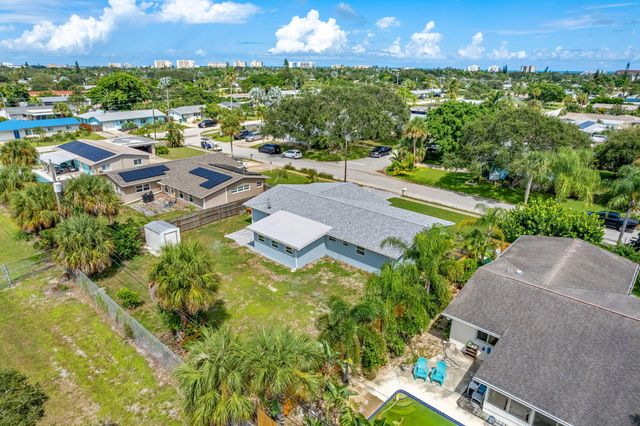 406 Laurel Street, Satellite Beach, FL 32937