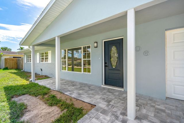 406 Laurel Street, Satellite Beach, FL 32937