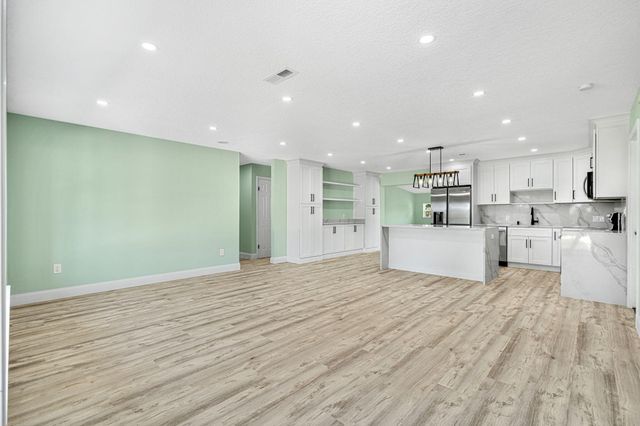 406 Laurel Street, Satellite Beach, FL 32937