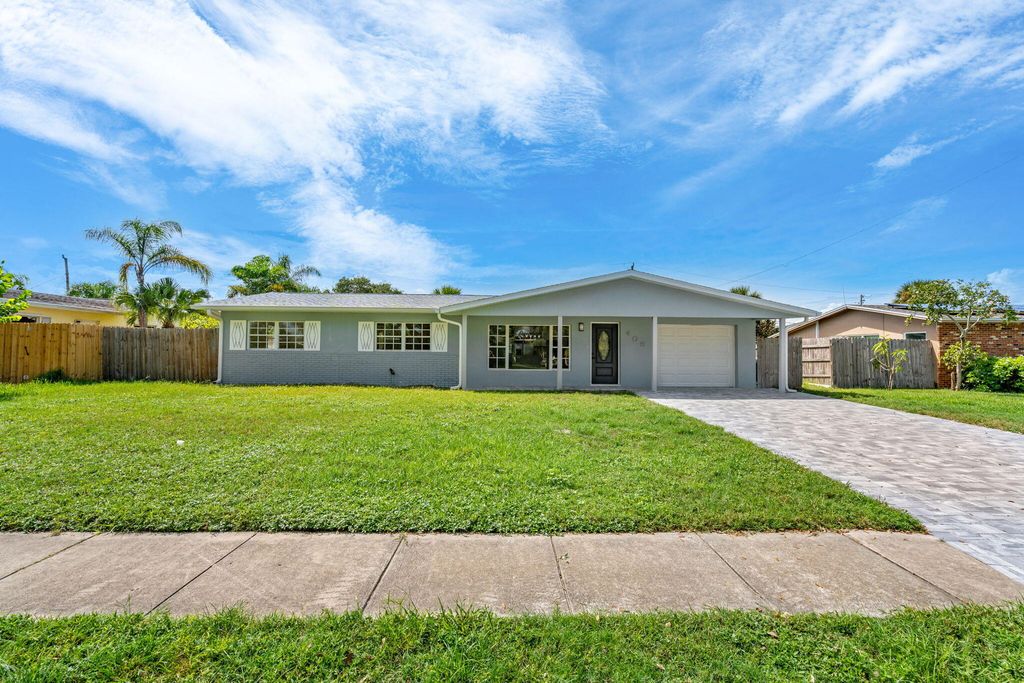 406 Laurel Street, Satellite Beach, FL 32937