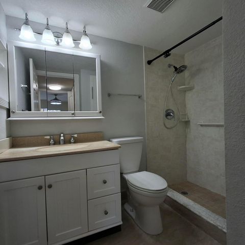 115 Lake Pine Circle D-1, Greenacres, FL 33463