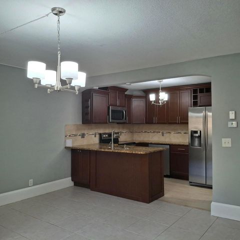 115 Lake Pine Circle D-1, Greenacres, FL 33463