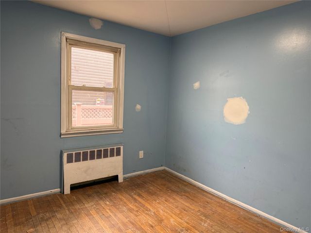 2331 Neptune Avenue, Seaford, NY 11783