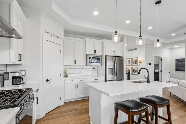 3030 Serenity Drive, Waukee, IA 50263