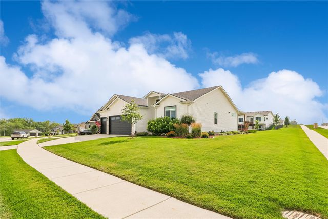 3030 Serenity Drive, Waukee, IA 50263