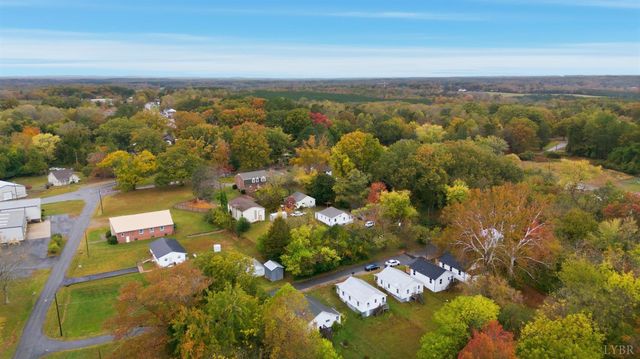 111 M T Holt Avenue, Brookneal, VA 24528