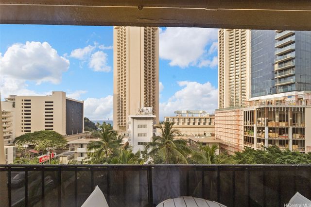 2425 Kuhio Avenue 901, Honolulu, HI 96815