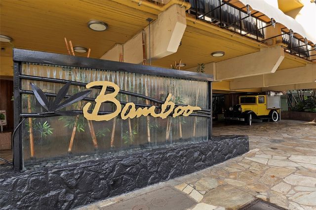 2425 Kuhio Avenue 901, Honolulu, HI 96815