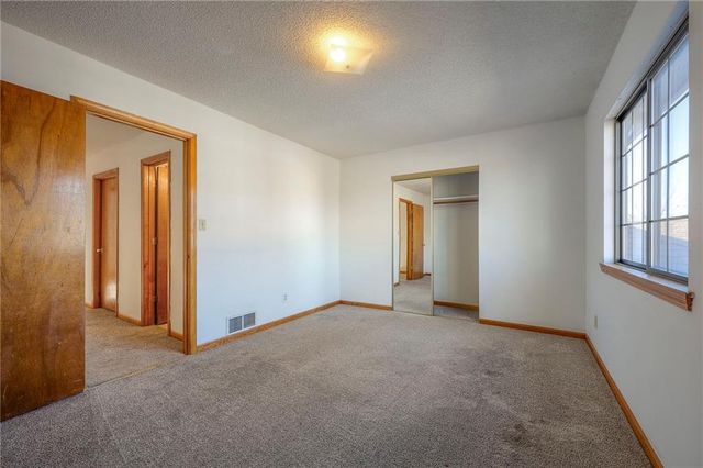 507 Pawnee Street, Leavenworth, KS 66048