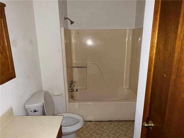 507 Pawnee Street, Leavenworth, KS 66048