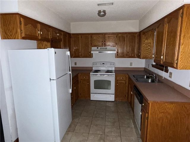 507 Pawnee Street, Leavenworth, KS 66048