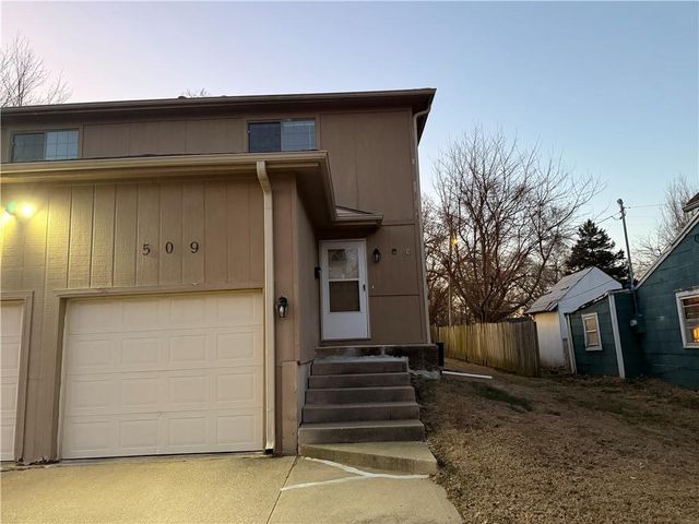 507 Pawnee Street, Leavenworth, KS 66048