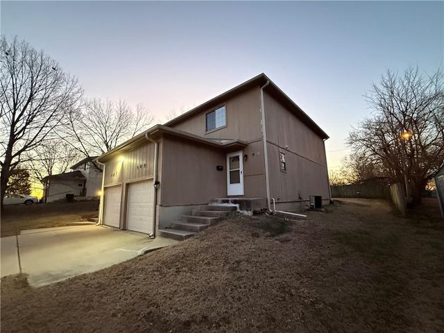 507 Pawnee Street, Leavenworth, KS 66048