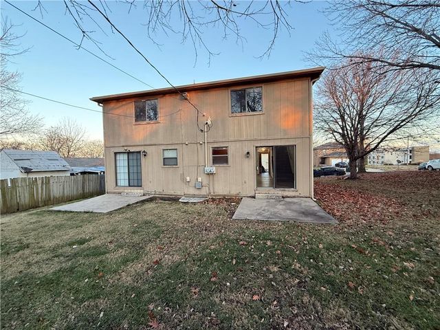 507 Pawnee Street, Leavenworth, KS 66048
