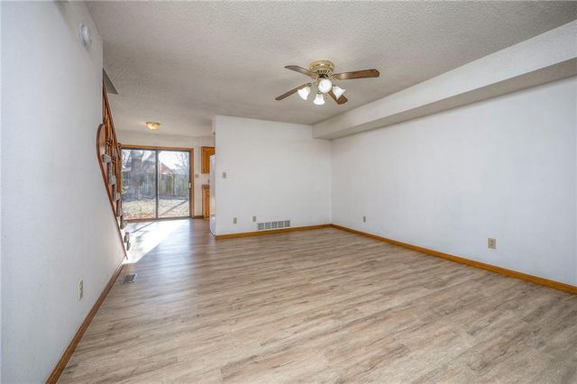 507 Pawnee Street, Leavenworth, KS 66048