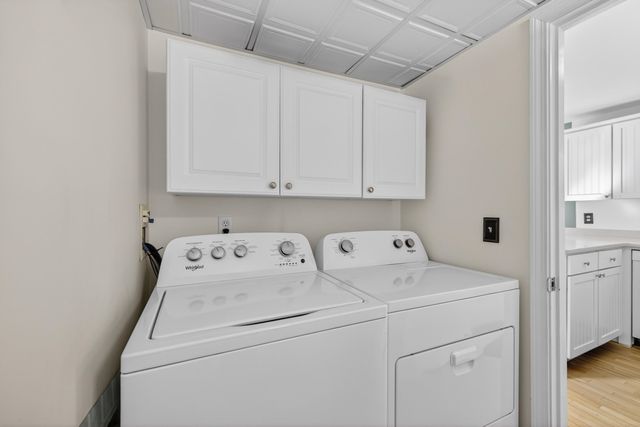 47 Oakridge Drive, Londonderry, NH 03053