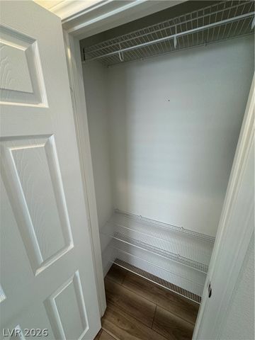 6481 Moss Bluff Court, Las Vegas, NV 89141