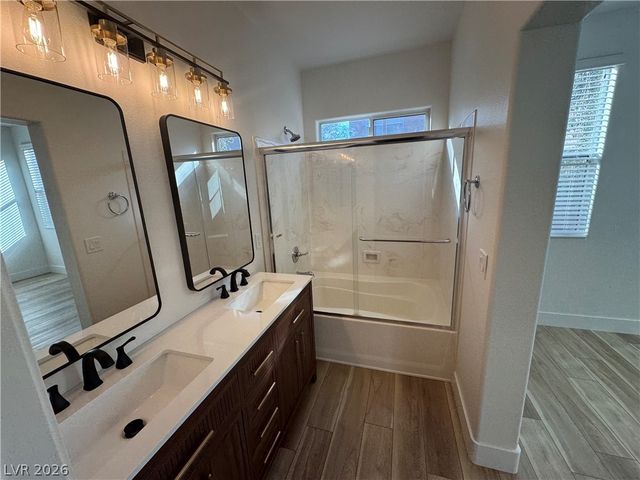 6481 Moss Bluff Court, Las Vegas, NV 89141