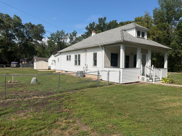 1708 Tower Street, Chesterton, IN 46304