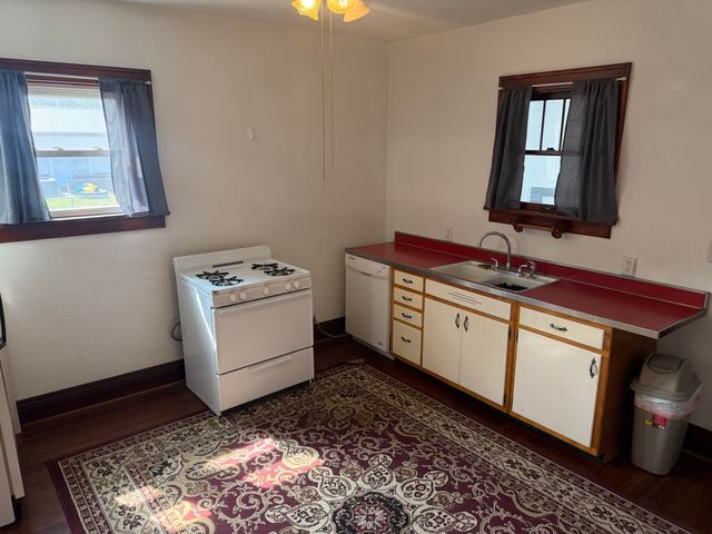 1708 Tower Street, Chesterton, IN 46304