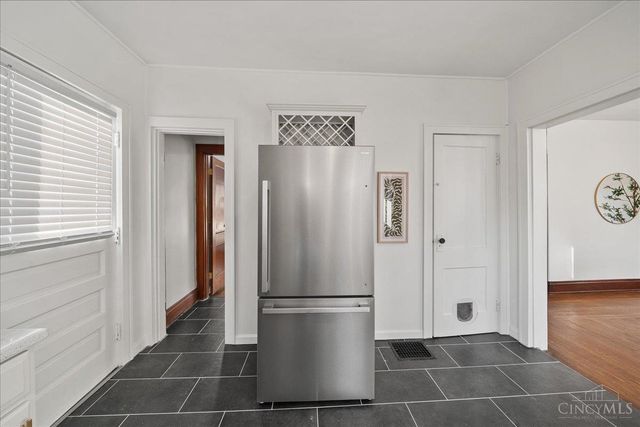 3869 Meyerfeld Avenue, Cheviot, OH 45211