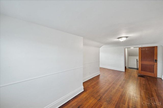 3869 Meyerfeld Avenue, Cheviot, OH 45211