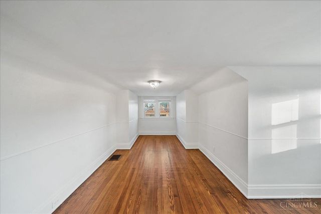 3869 Meyerfeld Avenue, Cheviot, OH 45211