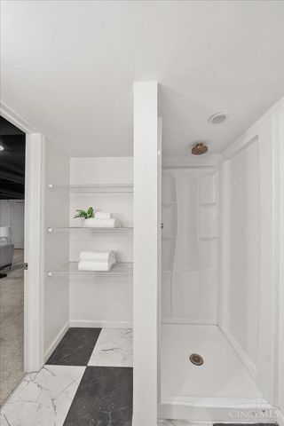 3869 Meyerfeld Avenue, Cheviot, OH 45211