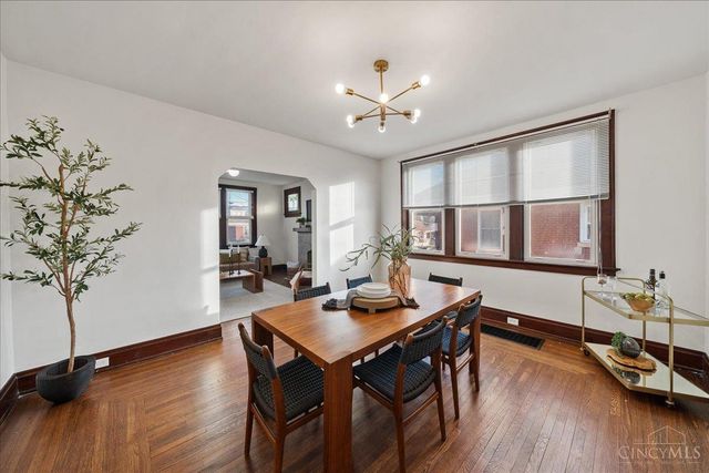 3869 Meyerfeld Avenue, Cheviot, OH 45211