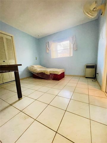 8203 NW 73rd Terrace, Tamarac, FL 33321