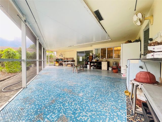 8203 NW 73rd Terrace, Tamarac, FL 33321