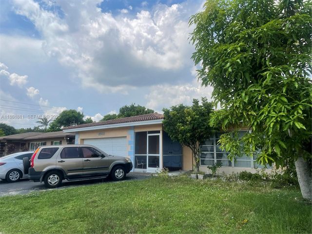 8203 NW 73rd Terrace, Tamarac, FL 33321